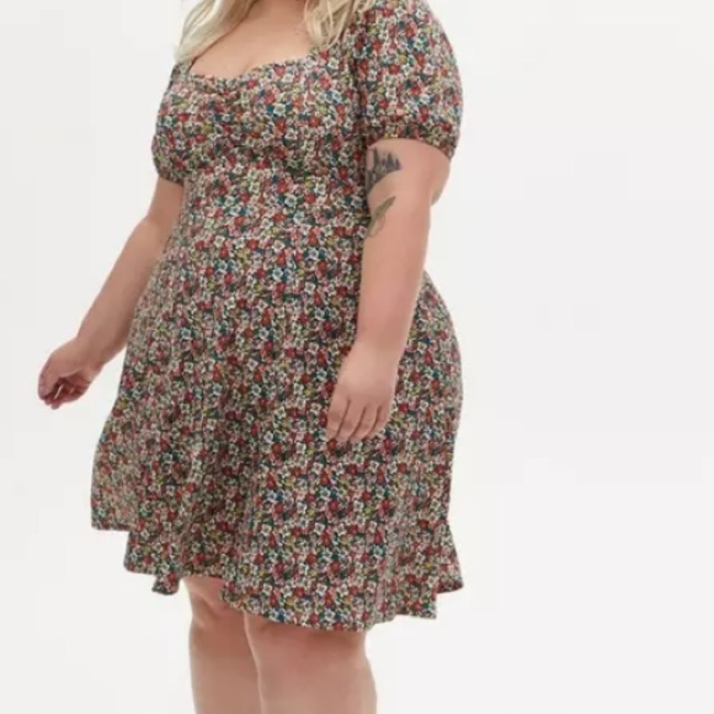 Torrid textured floral knit skater dress Size 0. (Large -12) sweetheart neckline